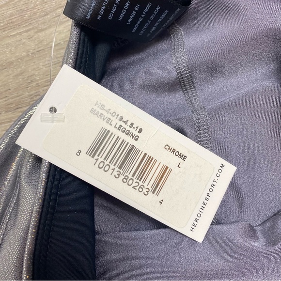 Heroine Sport Marvel Legging Chrome Silver High Waisted Large NWT - Picture 4 of 5